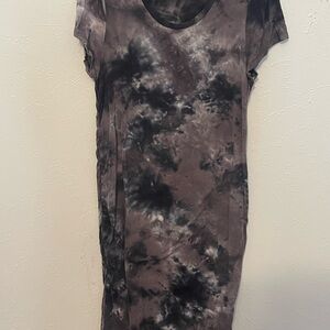 Time and Tru Maternity Tie Dye Bodycon Dress Size L 12–14 Short Sleeve Midi